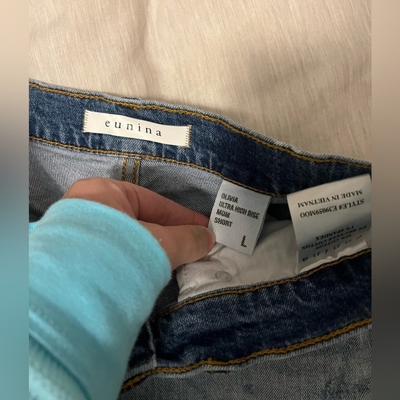 Eunina Olivia Ultra High Rise Mom Jean Denim Shorts - Picture 8 of 10